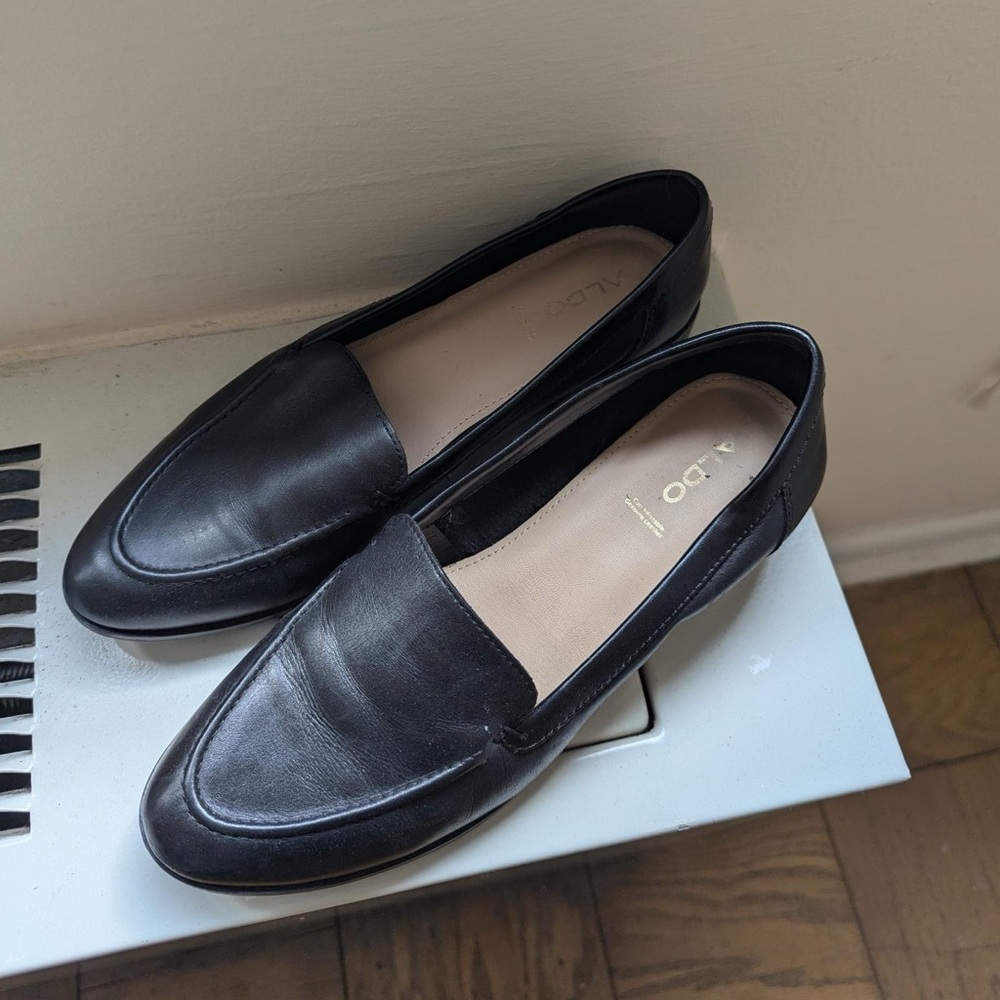 Like New Aldo’s Black Flats